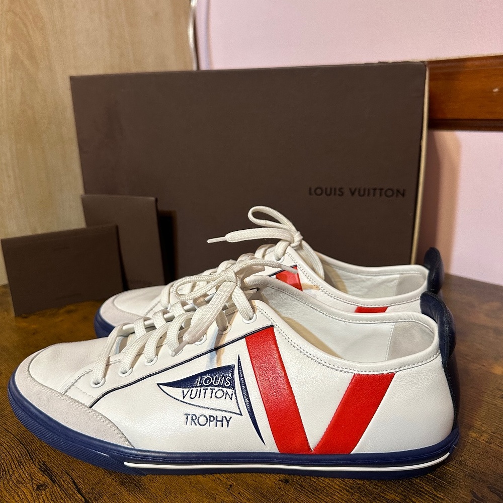 Authentic Men’s Sneaker Louis Vuitton Size 7 /MS0190 / Leather - Picture 1 of 13